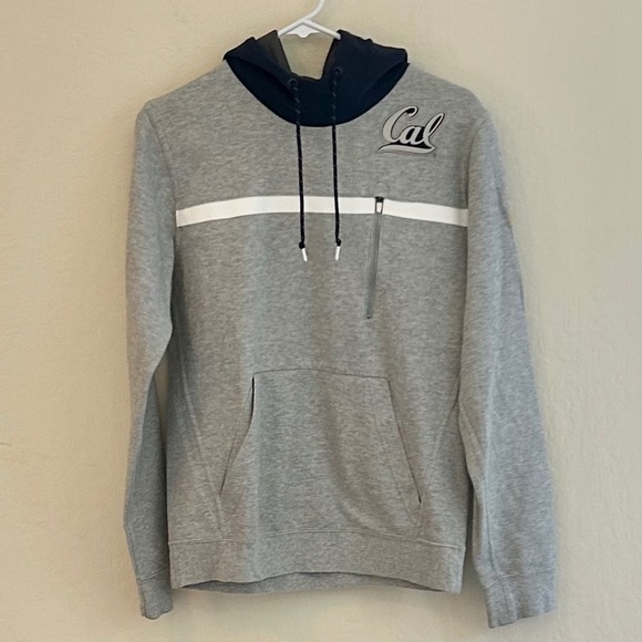 Men's Cal Gray Dry Fit Hoodie With Navy Hood & Chest Zip Pocket, Size SM - Picture 2 of 4